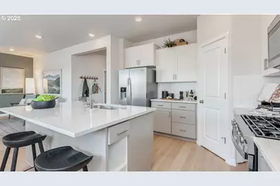 1996 Aspen Ln, Forest Grove, OR 97116 - Photo 9