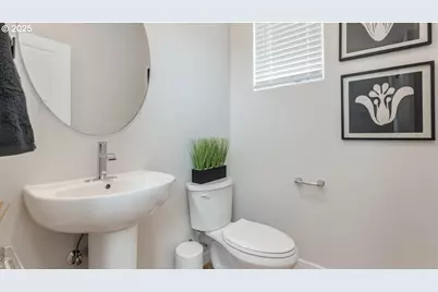 1996 Aspen Ln, Forest Grove, OR 97116 - Photo 3