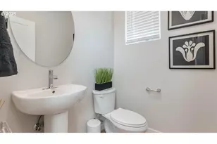 1996 Aspen Ln, Forest Grove, OR 97116 - Photo 3