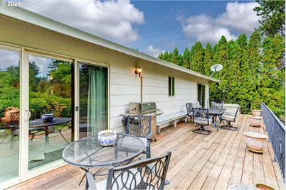 1114 NE 137th Ave, Portland, OR 97230 - Photo 35