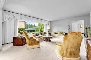 1114 NE 137th Ave, Portland, OR 97230 - Photo 13