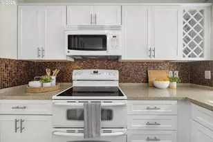 5016 SW Normandy Pl, Beaverton, OR 97005 - Photo 3