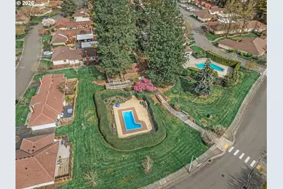 5016 SW Normandy Pl, Beaverton, OR 97005 - Photo 13