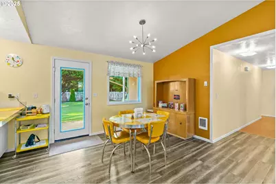 4130 Munsel Creek Dr, Florence, OR 97439 - Photo 9