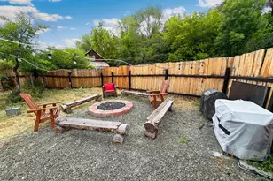 209 Washington St, Canyon City, OR 97820 - Photo 15