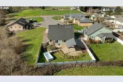 191 SE Callaham Ct, Myrtle Creek, OR 97457 - Photo 47