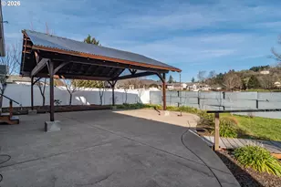 191 SE Callaham Ct, Myrtle Creek, OR 97457 - Photo 41