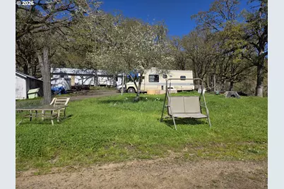 4341 Happy Valley Rd, Roseburg, OR 97471 - Photo 5