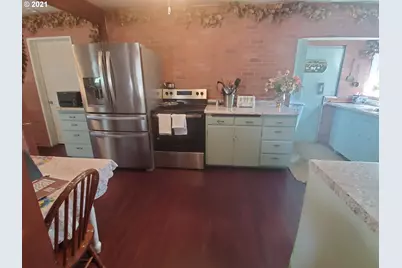 4341 Happy Valley Rd, Roseburg, OR 97471 - Photo 3