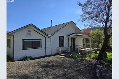 4341 Happy Valley Rd, Roseburg, OR 97471 - Photo 1