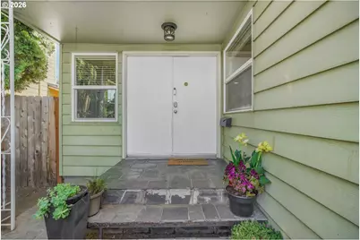 7927 N Edison St, Portland, OR 97203 - Photo 3