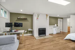 7927 N Edison St, Portland, OR 97203 - Photo 17