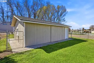 1290 E Highland Ave, Hermiston, OR 97838 - Photo 31