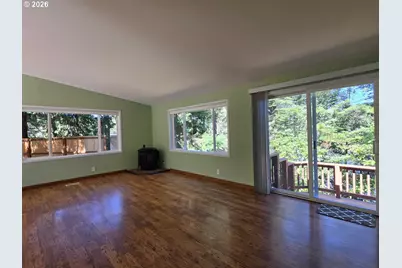 42371 Parkwood Dr, Port Orford, OR 97465 - Photo 9