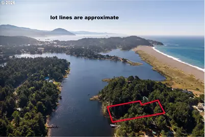 42371 Parkwood Dr, Port Orford, OR 97465 - Photo 3