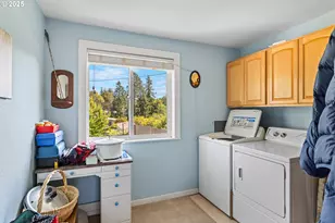 1449 Myrtle Ave, Coos Bay, OR 97420 - Photo 21