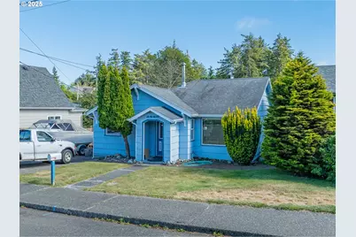 1449 Myrtle Ave, Coos Bay, OR 97420 - Photo 3