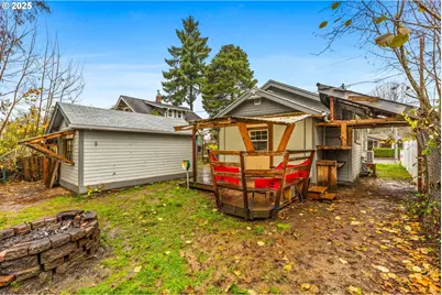 385 24th St, Salem, OR 97301 - Photo 21