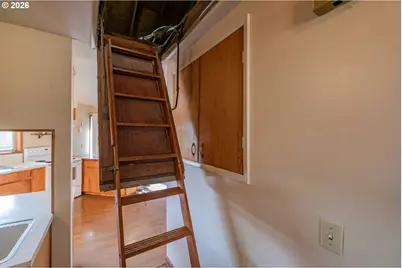 27914 Walkerwood Ln, Sweet Home, OR 97386 - Photo 27