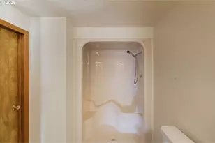 27914 Walkerwood Ln, Sweet Home, OR 97386 - Photo 21