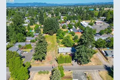 2093 W Irwin Way, Eugene, OR 97402 - Photo 5