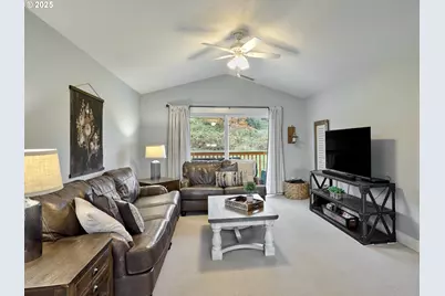 1709 Bartlett Hill Dr, Salem, OR 97304 - Photo 27