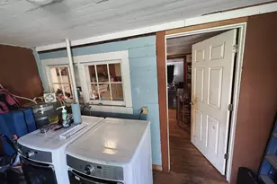 827 E 11th St, Coquille, OR 97423 - Photo 21