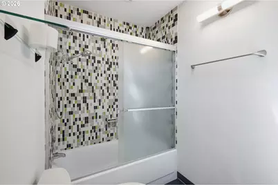 60 W 36th Ave, Eugene, OR 97405 - Photo 21