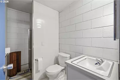 60 W 36th Ave, Eugene, OR 97405 - Photo 17