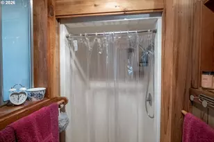 100 E Osprey Ln, Detroit, OR 97342 - Photo 9