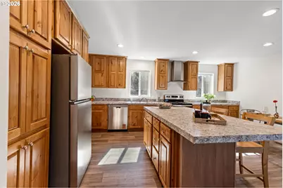 712 NW 6th St, Pendleton, OR 97801 - Photo 11