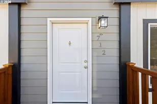 712 NW 6th St, Pendleton, OR 97801 - Photo 3