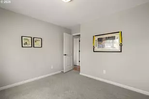 2471 NE Lindsey Dr, Hillsboro, OR 97124 - Photo 33