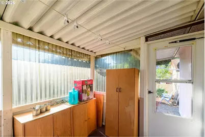 658 S 57th St #67, Springfield, OR 97478 - Photo 25