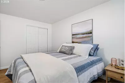 6916 D St, Springfield, OR 97478 - Photo 13