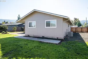 6916 D St, Springfield, OR 97478 - Photo 21