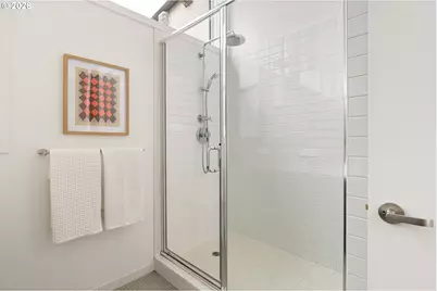 245 SW Meade St #M3, Portland, OR 97201 - Photo 21