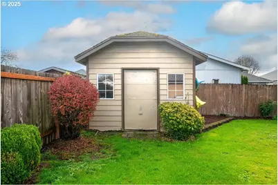3248 18th Ave, Albany, OR 97322 - Photo 27