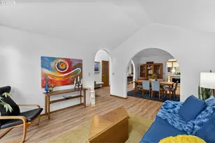 10602 SW Kent St, Portland, OR 97224 - Photo 7
