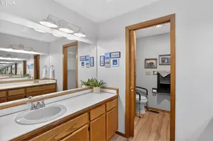 10602 SW Kent St, Portland, OR 97224 - Photo 25
