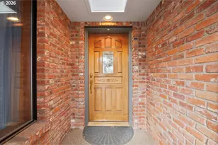 6593 Rippling Brook Dr SE, Salem, OR 97317 - Photo 3