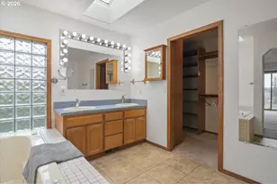 6593 Rippling Brook Dr SE, Salem, OR 97317 - Photo 29