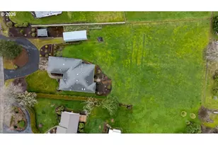 6593 Rippling Brook Dr SE, Salem, OR 97317 - Photo 39