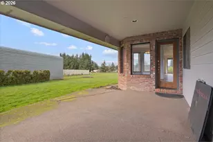 6593 Rippling Brook Dr SE, Salem, OR 97317 - Photo 15