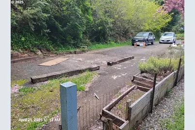 1050 N Cedar Point Rd, Coquille, OR 97423 - Photo 29