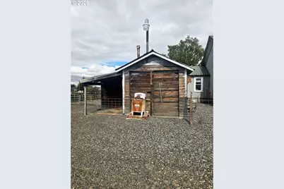 303 N Oregon St, Condon, OR 97823 - Photo 33