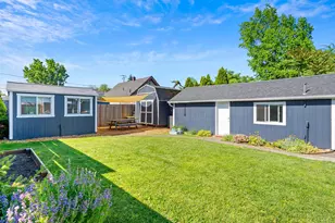 8130 SE Yamhill St, Portland, OR 97215 - Photo 27