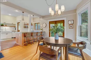 6326 N Commercial Ave, Portland, OR 97217 - Photo 9