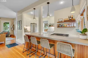 6326 N Commercial Ave, Portland, OR 97217 - Photo 13