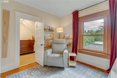 6326 N Commercial Ave, Portland, OR 97217 - Photo 27